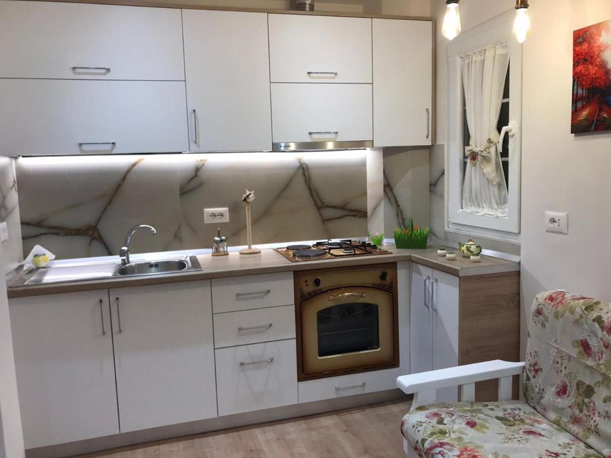Central Welcoming Apartment In Tirana Zewnętrze zdjęcie