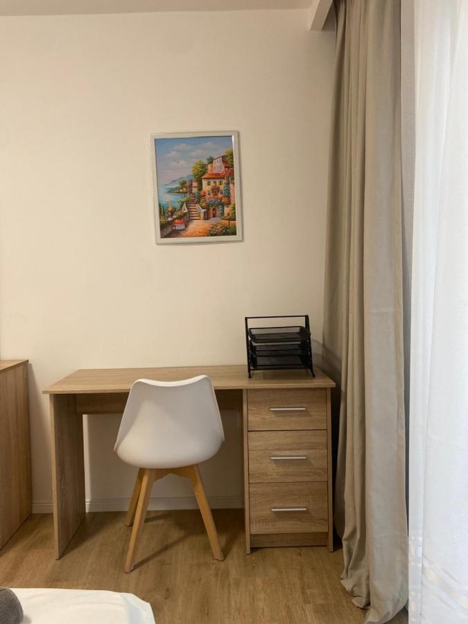 Central Welcoming Apartment In Tirana Zewnętrze zdjęcie